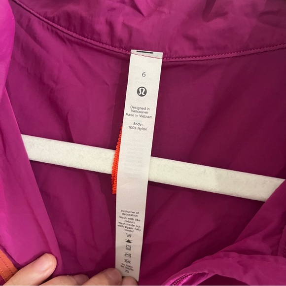 Lululemon Evergreen Anorak Ripened Raspberry / Autumn Red – Size 6 - Picture 6 of 13